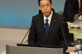 日产陷入亏损，首席执行官内田诚将放弃一半的薪水