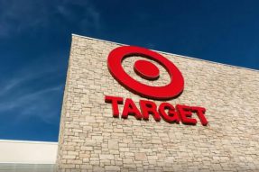 Target报告第二季度业绩大幅增长80％利润