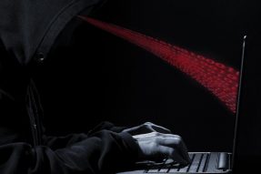 高通推出全球首个支持5G和AI的无人机平台和参考设计——QualcommFlightRB55G平台