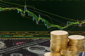 德州仪器第二季度营收45.80亿美元，市场预期为41.3-44.7亿美元，上年同期为32.39亿美元，同比增长41%
