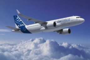 精神航空拒绝捷蓝航空对其发起的敌意收购，选择与边疆航空合并交易