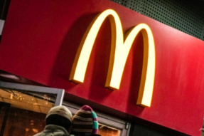 麦当劳计划在全球增开1300家新门店，其中800家位于中国