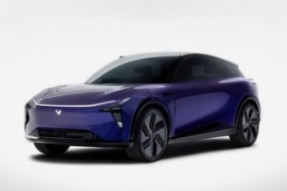 Apollo高阶智能驾驶系统全球率先搭载车型集度ROBO-01首发亮相
